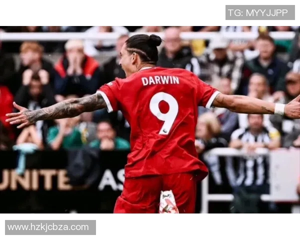 努涅斯的崛起之路：从新星到足坛巨星的华丽转变